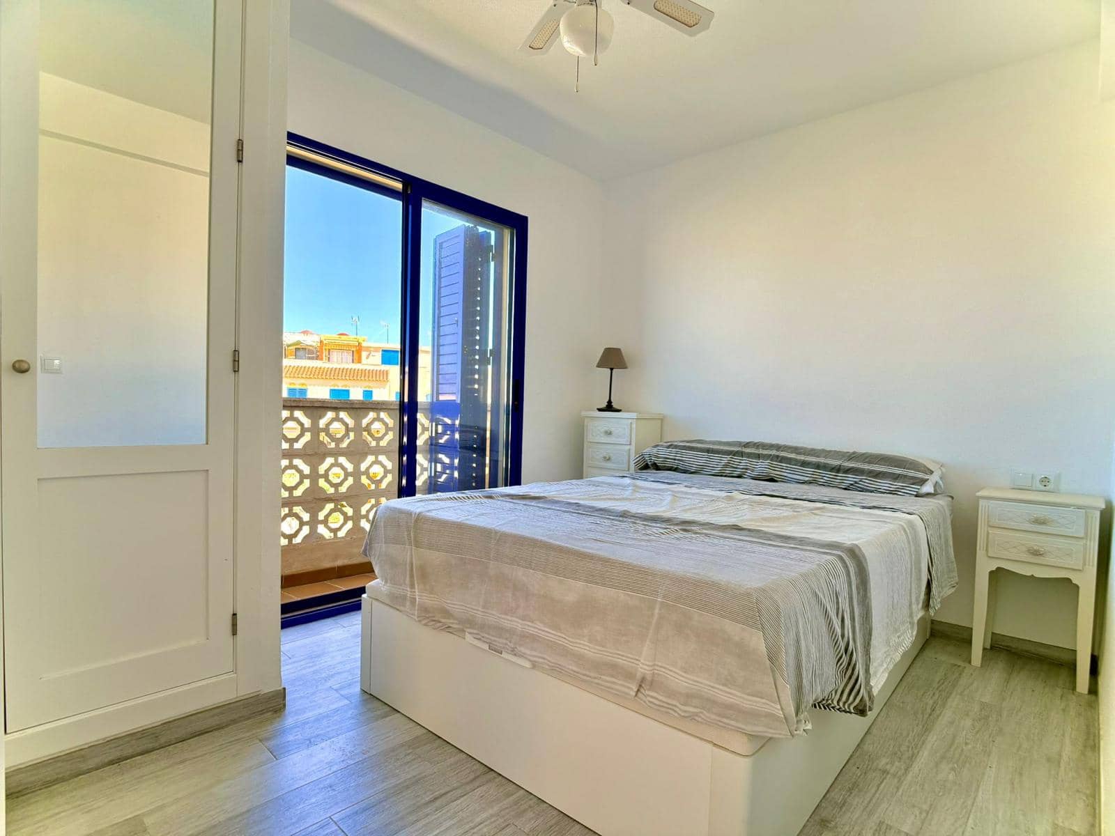 4 bedroom Apartment for sale in Los Nietos - € 179,500 (Ref: 9877998)