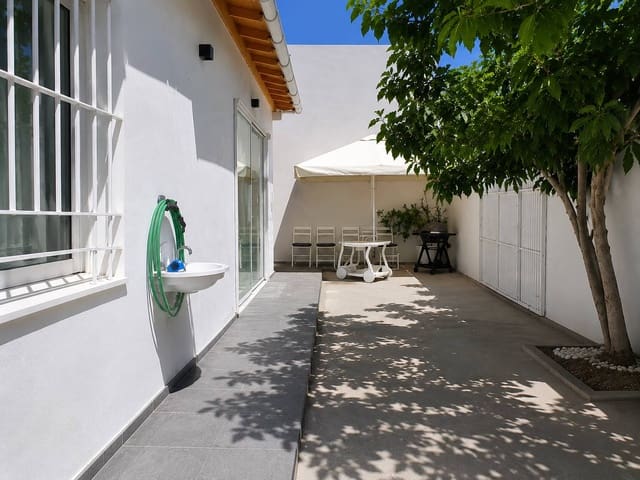 3 sovrum Villa till salu i La Aparecida, Orihuela med garage - 330 000 € (Ref: 9877999)