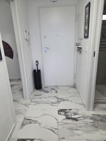 2 soveværelse Lejlighed til salg i Villamartin, Orihuela med garage - € 315.000 (Ref: 9878003)