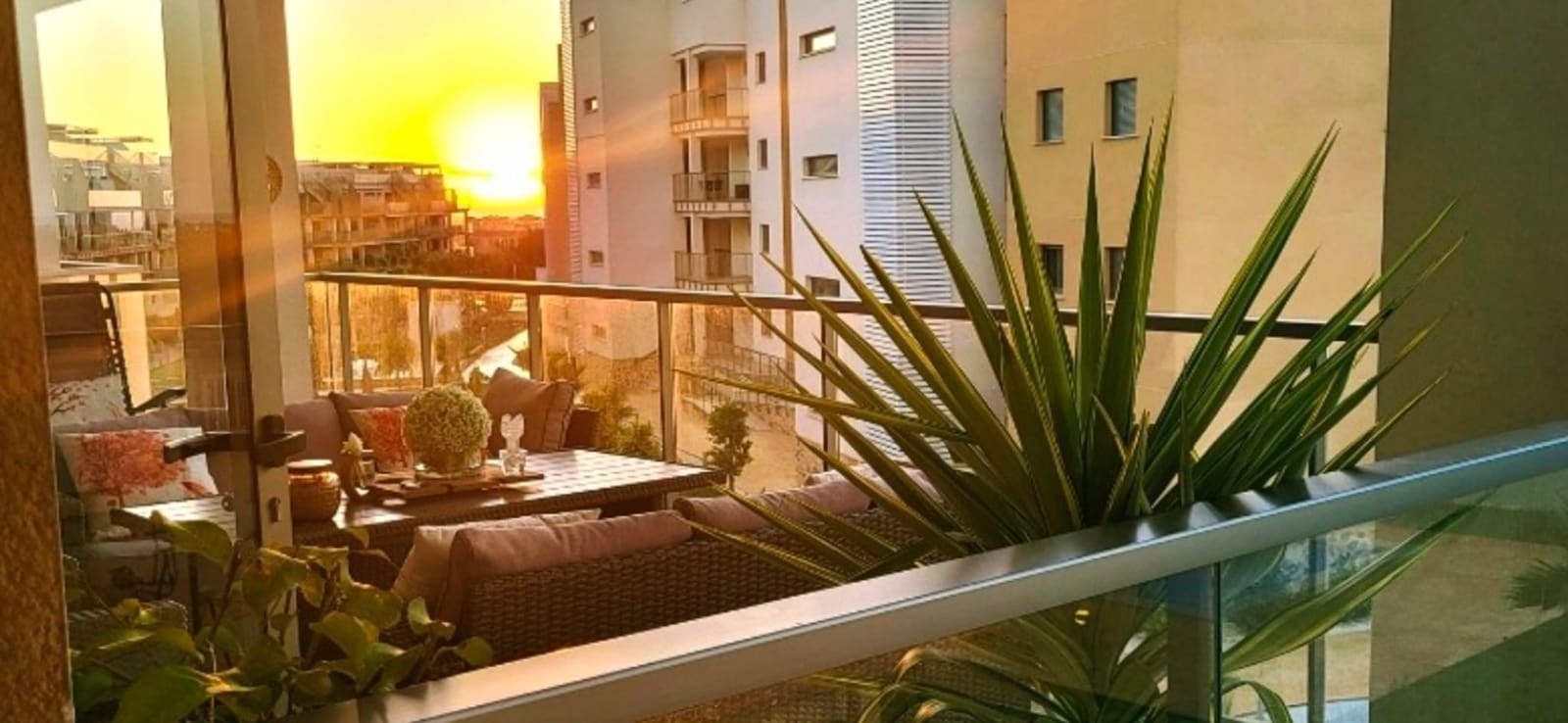 2 makuuhuone Huoneisto myytävänä paikassa Villamartin mukana 
autotalli - 315 000 € (Ref: 9878003)