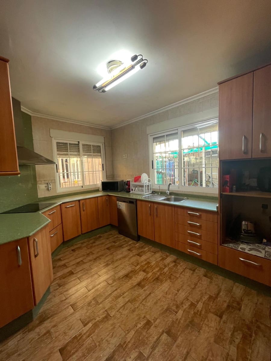 3 slaapkamer Villa te koop in San Pedro del Pinatar - € 239.000 (Ref: 9878012)