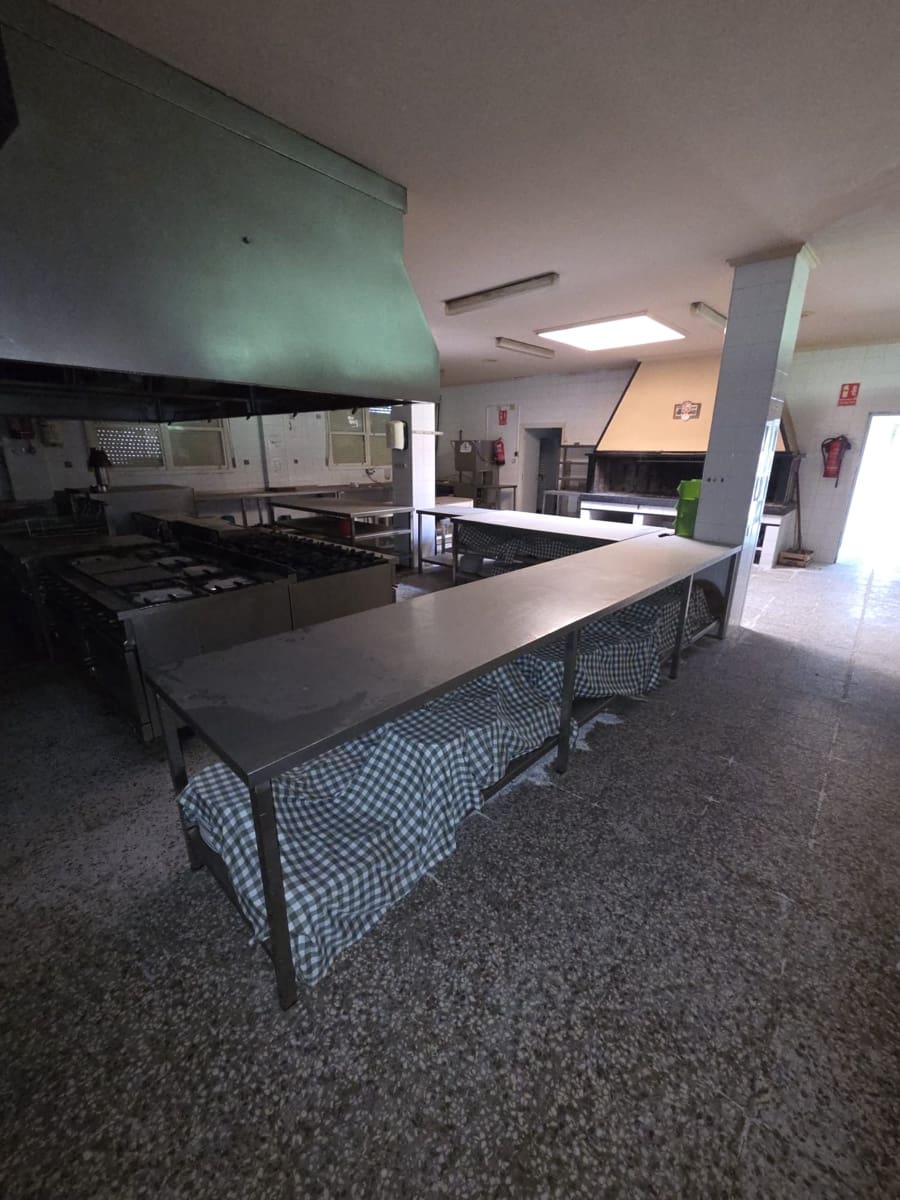 Commercial for sale in Callosa de Segura - € 1,400,000 (Ref: 9878020)