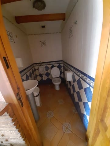 Kommersiell til salgs i Playa de los Náufragos, Torrevieja - € 550 000 (Ref: 9878029)