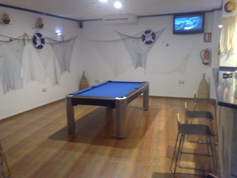 Commerciale in vendita in Torrevieja - 450.000 € (Rif: 9878041)