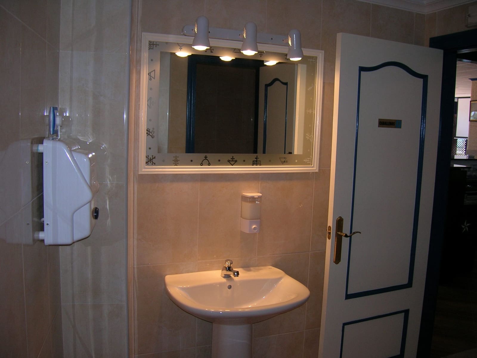 Commerciale in vendita in Torrevieja - 450.000 € (Rif: 9878041)