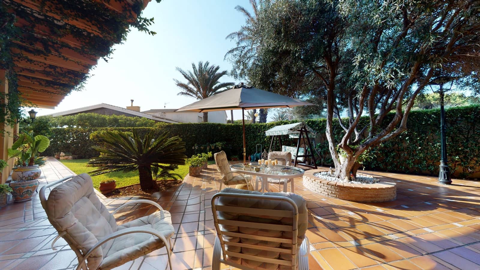 8 bedroom Villa for sale in Orihuela Costa with pool garage - € 4,900,000 (Ref: 9878044)
