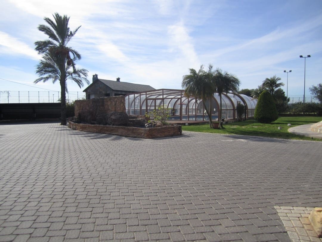 5 bedroom Finca/Country House for sale in Los Montesinos with pool garage - € 1,675,000 (Ref: 9878046)