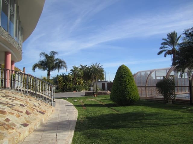 Finca/Casa Rural de 5 habitaciones en Los Montesinos en venta con piscina garaje - 1.675.000 € (Ref: 9878046)
