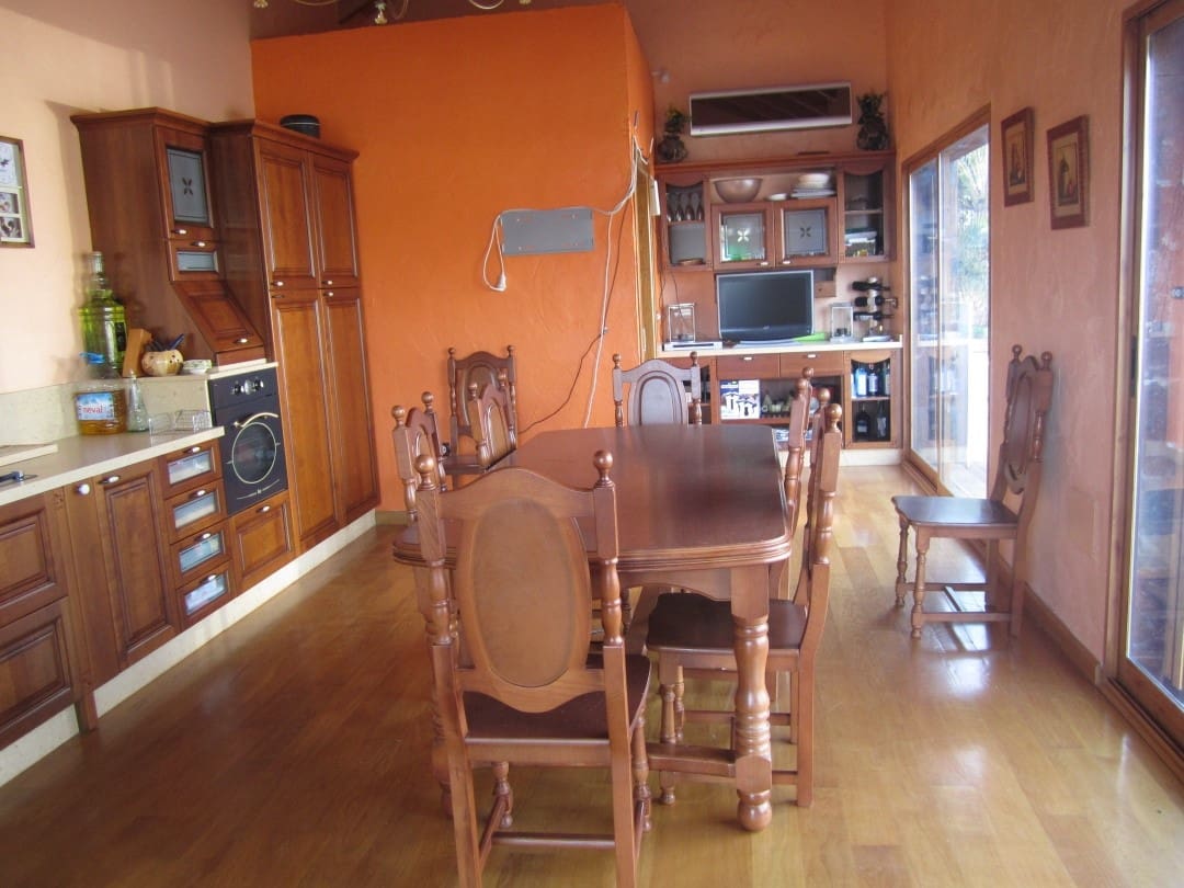 5 bedroom Finca/Country House for sale in Los Montesinos with pool garage - € 1,675,000 (Ref: 9878046)