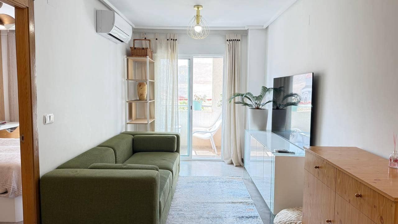 1 sypialnia Apartament na sprzedaż w Torrevieja - 145 000 € (Ref: 9878053)