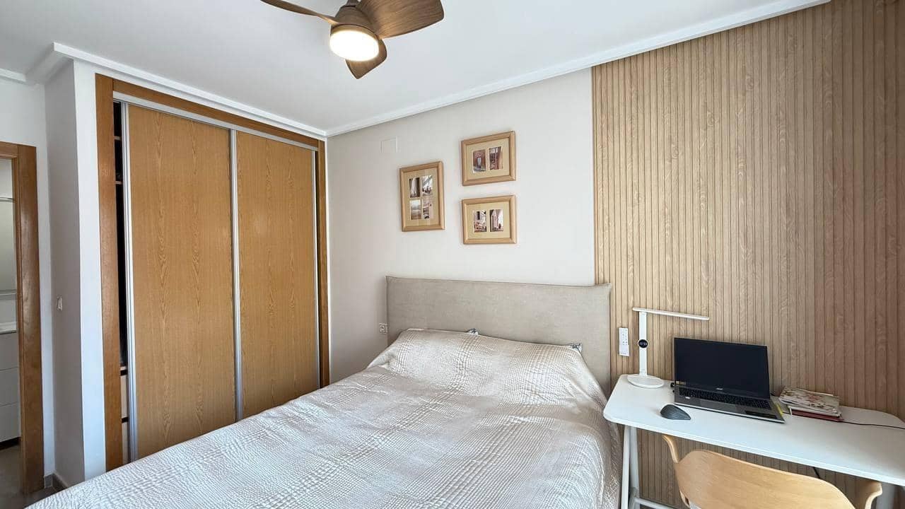 1 sypialnia Apartament na sprzedaż w Torrevieja - 145 000 € (Ref: 9878053)
