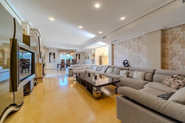 5 Zimmer Villa zu verkaufen in Cañada del Molino, Torrevieja - 1.170.000 € (Ref: 9878054)
