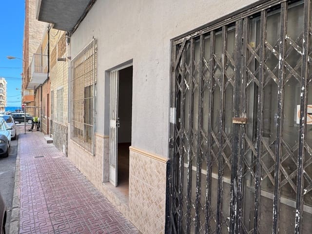 Local Comercial en Playa de los Locos, Torrevieja en venta - 150.000 € (Ref: 9878057)