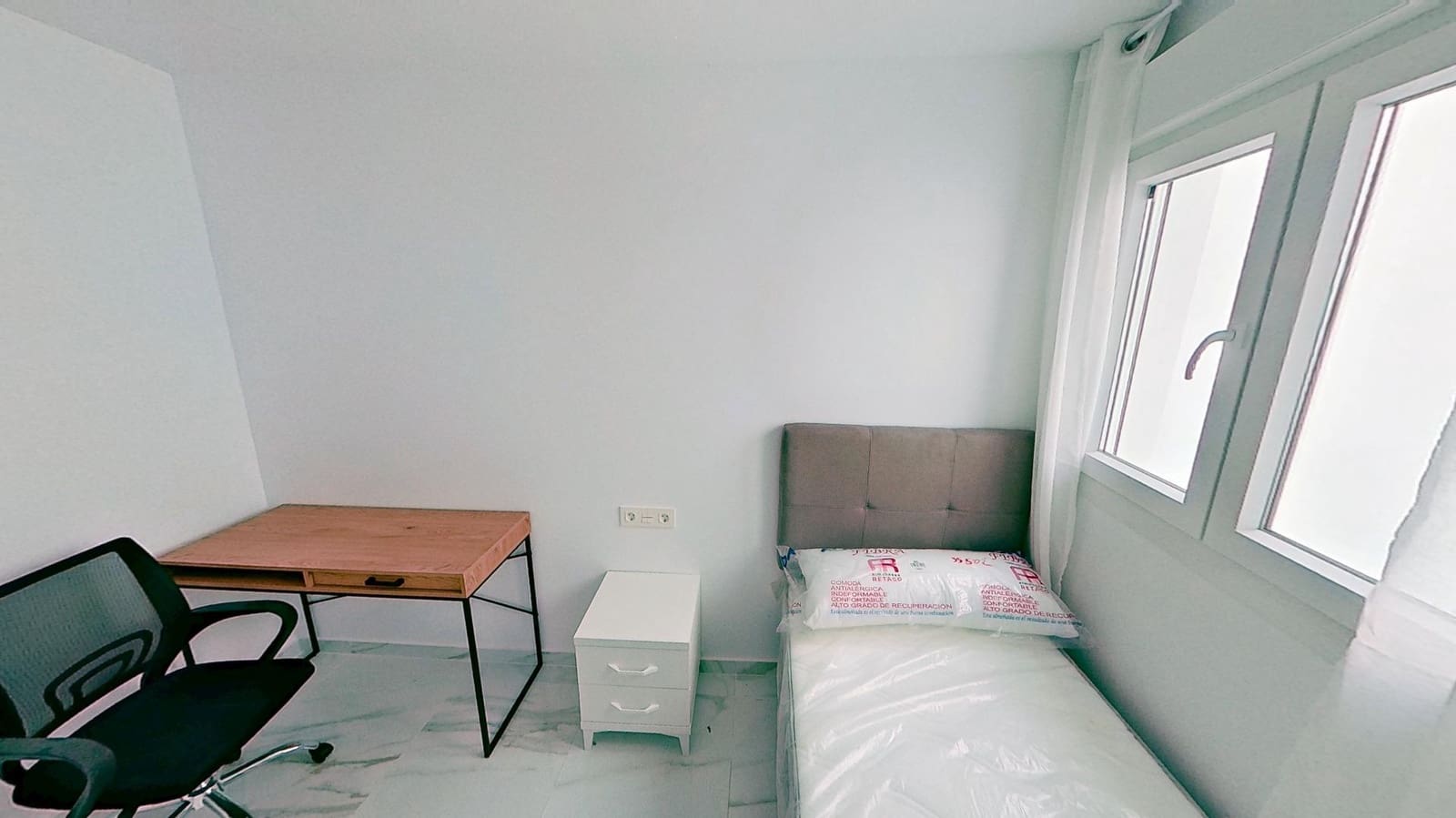 2 soveværelse Lejlighed til salg i Torrevieja - € 239.000 (Ref: 9878058)