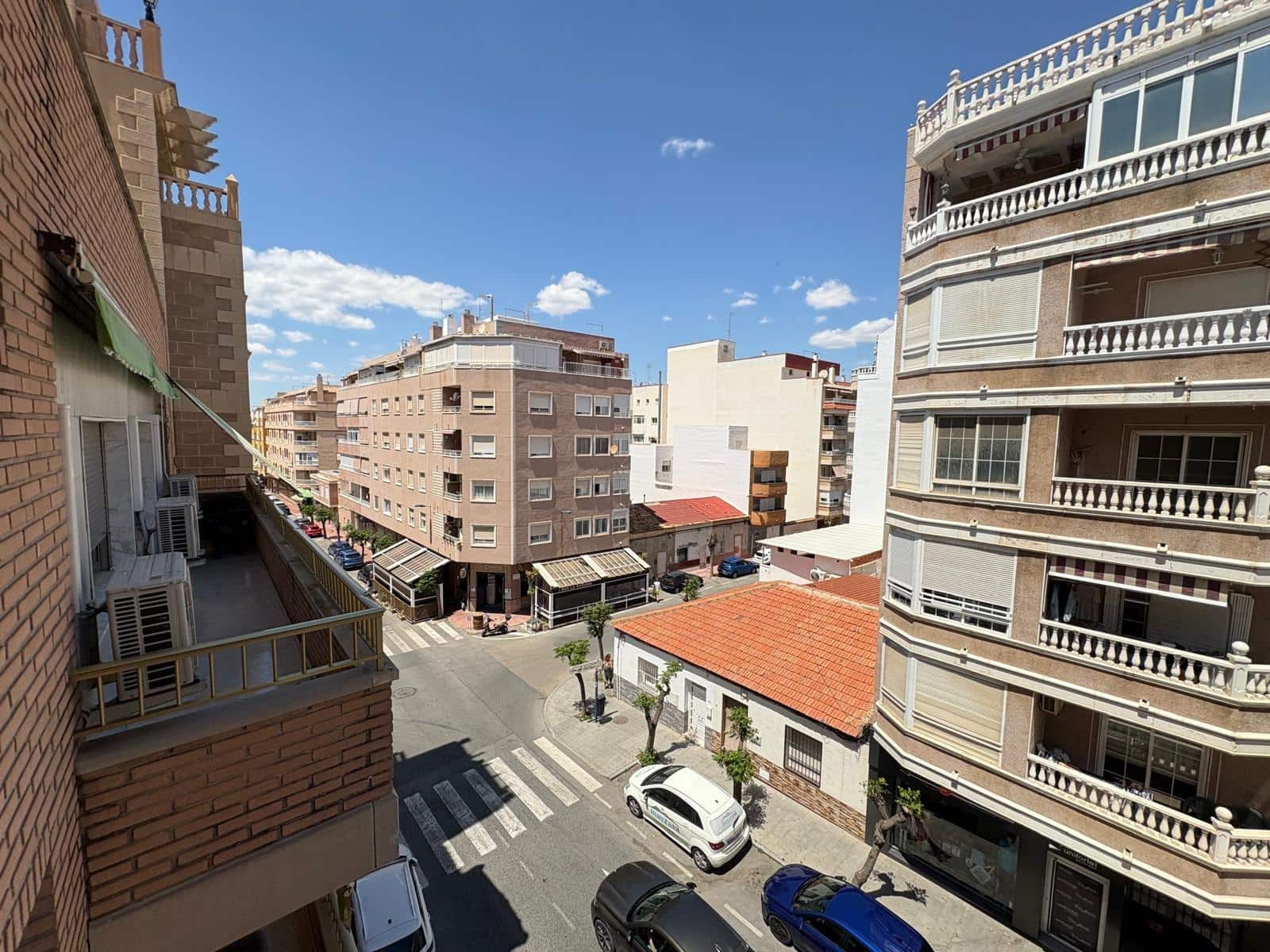 2 soveværelse Lejlighed til salg i Torrevieja - € 239.000 (Ref: 9878058)