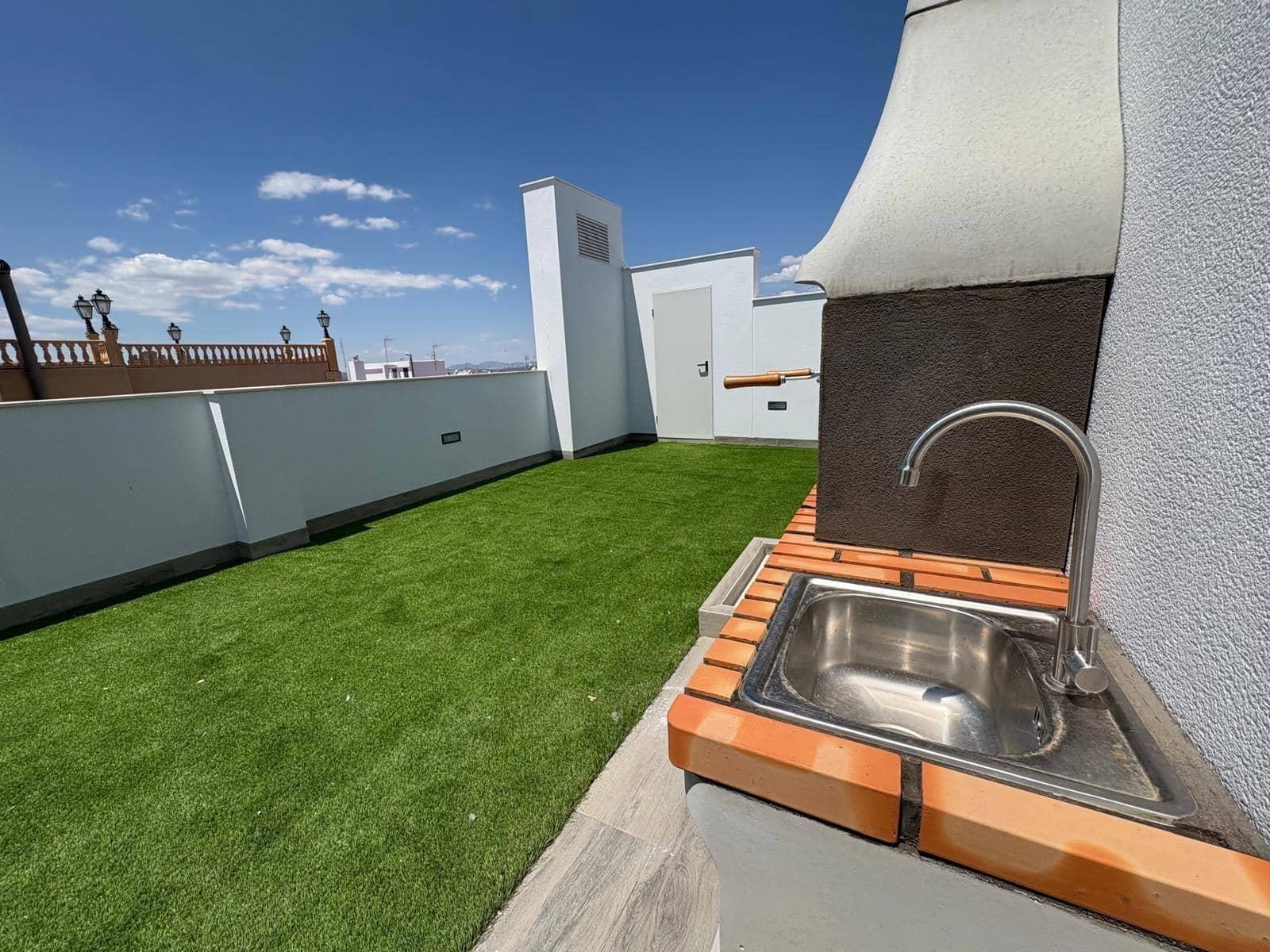2 soveværelse Lejlighed til salg i Torrevieja - € 239.000 (Ref: 9878058)