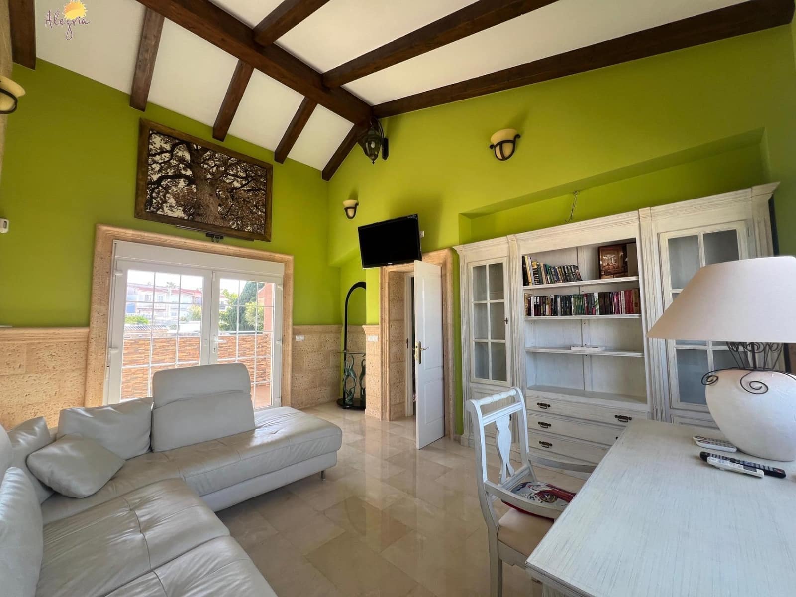 3 slaapkamer Villa te koop in Torrevieja met zwembad - € 490.000 (Ref: 9878060)