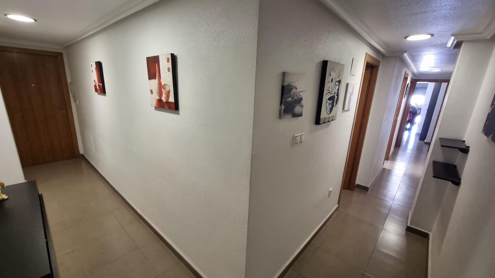 2 bedroom Apartment for sale in Torrevieja - € 144,000 (Ref: 9878061)