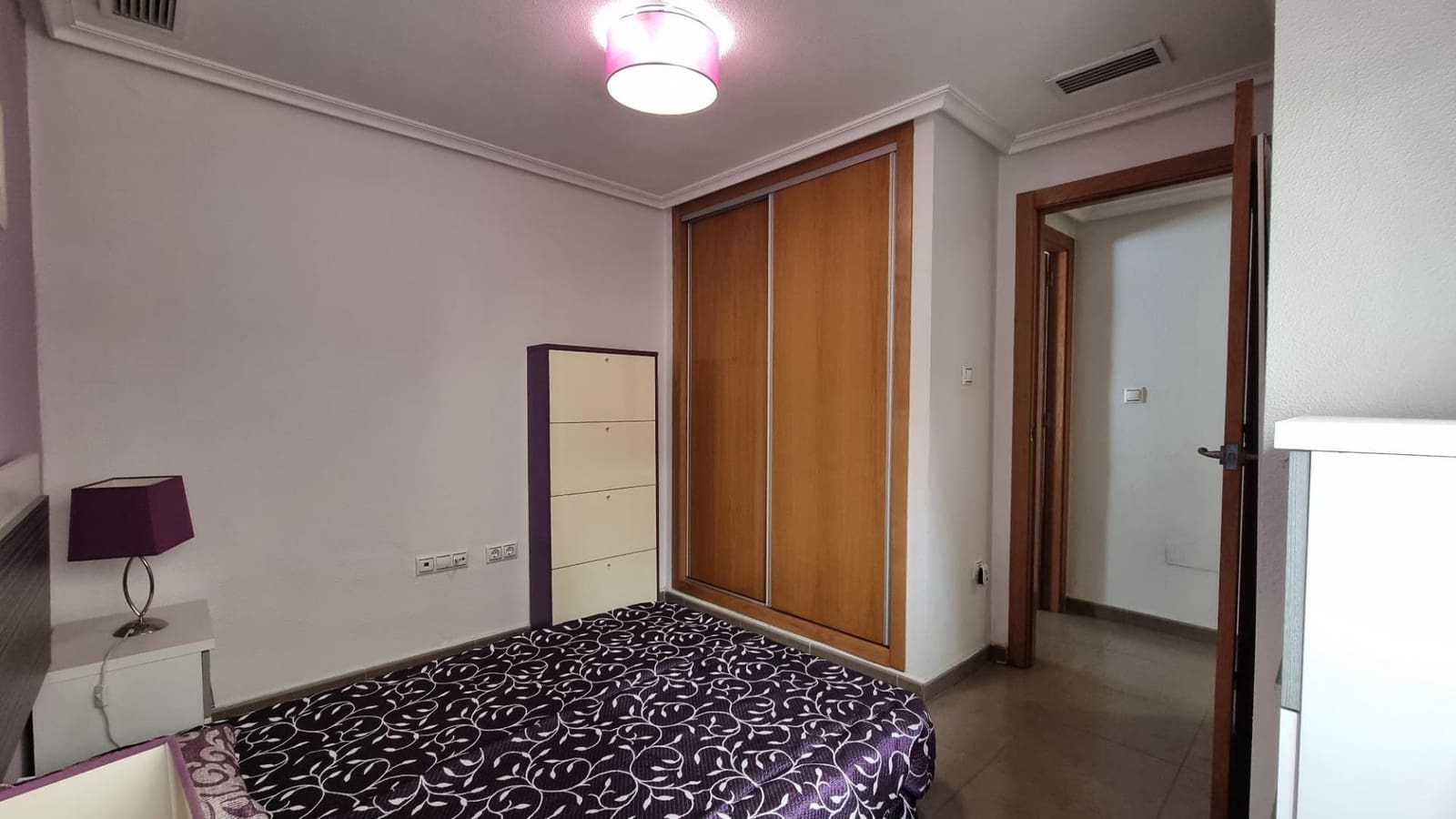 2 bedroom Apartment for sale in Torrevieja - € 144,000 (Ref: 9878061)