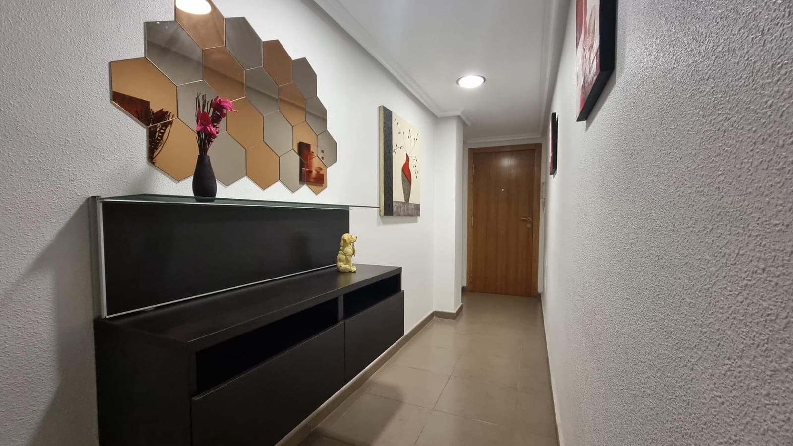 2 bedroom Apartment for sale in Torrevieja - € 144,000 (Ref: 9878061)