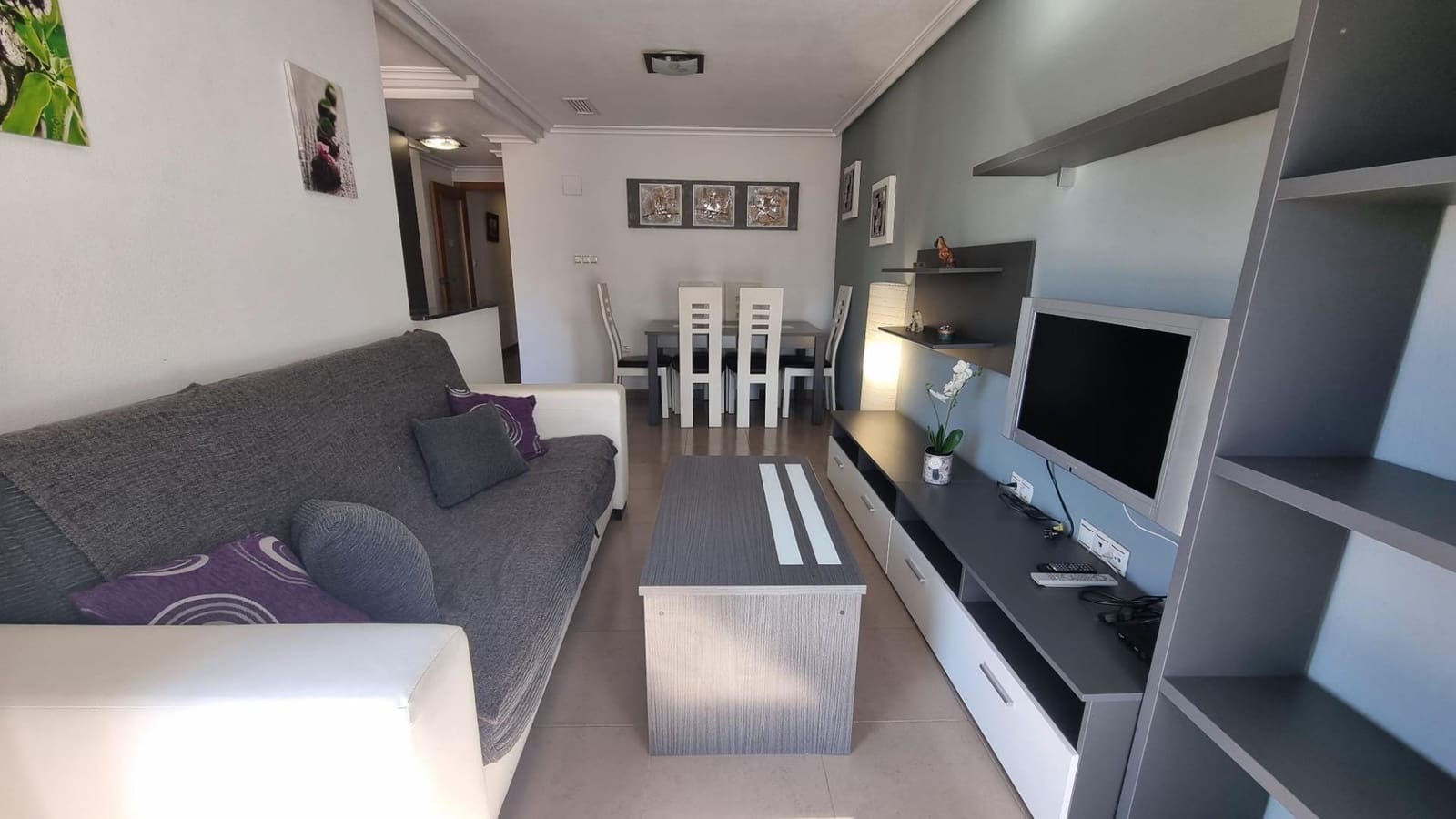 2 bedroom Apartment for sale in Torrevieja - € 144,000 (Ref: 9878061)