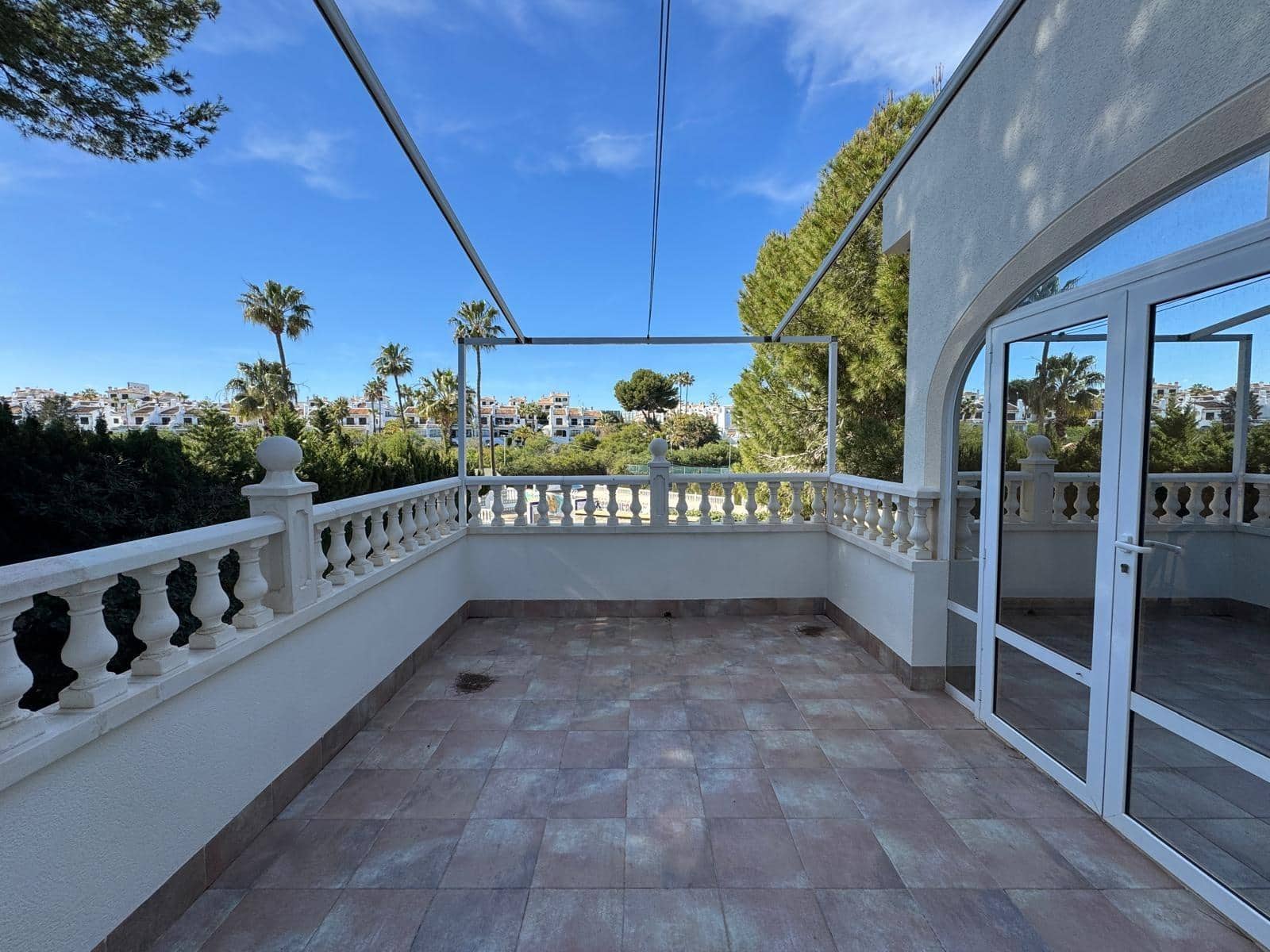 3 soveværelse Villa til salg i Cabo Roig med swimmingpool - € 750.000 (Ref: 9878062)