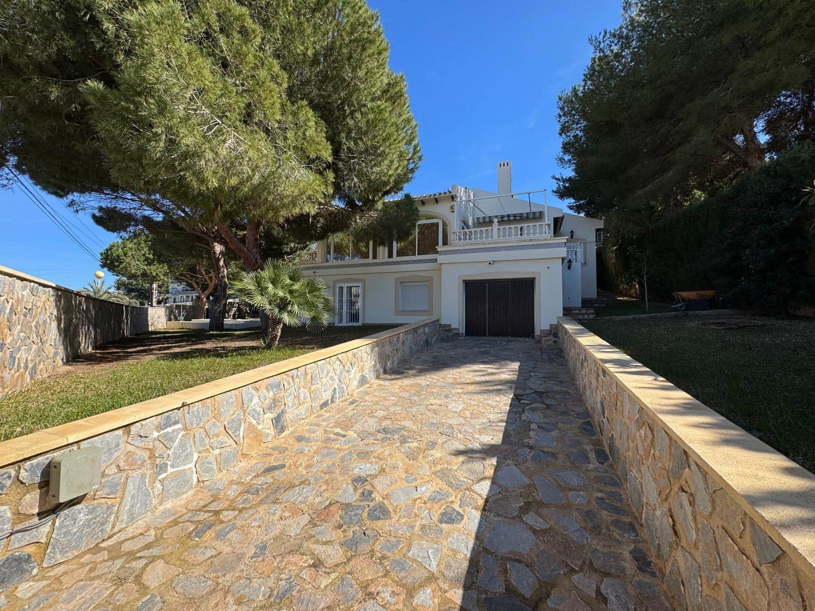 3 soveværelse Villa til salg i Cabo Roig med swimmingpool - € 750.000 (Ref: 9878062)