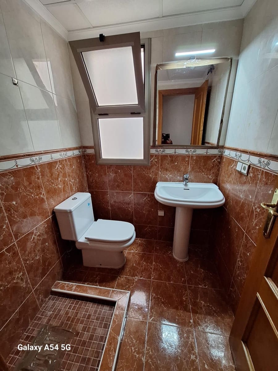 2 soveværelse Lejlighed til salg i Torrevieja - € 165.000 (Ref: 9878063)