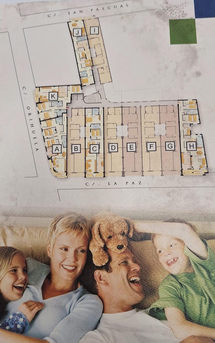 Apartamento de 3 habitaciones en Torrevieja en venta - 260.000 € (Ref: 9878064)