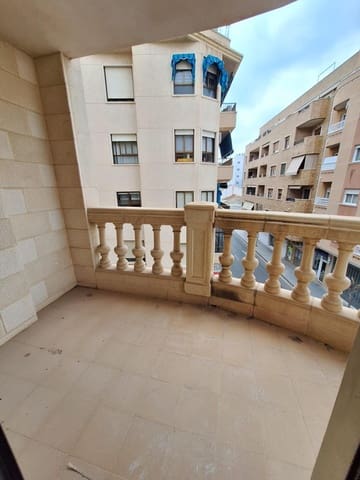 Apartamento de 3 habitaciones en Centro - Muelle Pesquero, Torrevieja en venta - 260.000 € (Ref: 9878064)