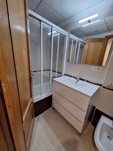Apartamento de 3 habitaciones en Centro - Muelle Pesquero, Torrevieja en venta - 260.000 € (Ref: 9878064)