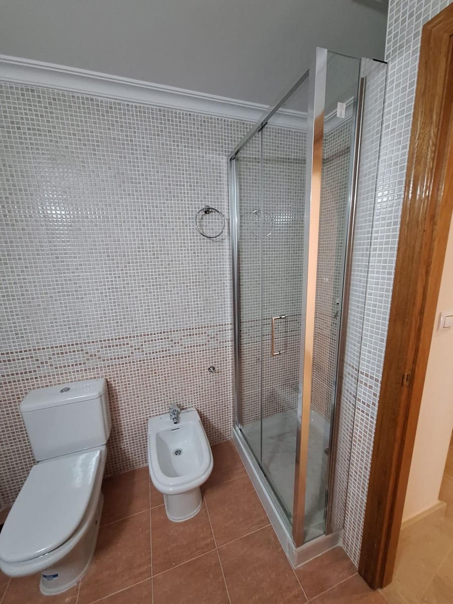 Apartamento de 3 habitaciones en Torrevieja en venta - 260.000 € (Ref: 9878064)