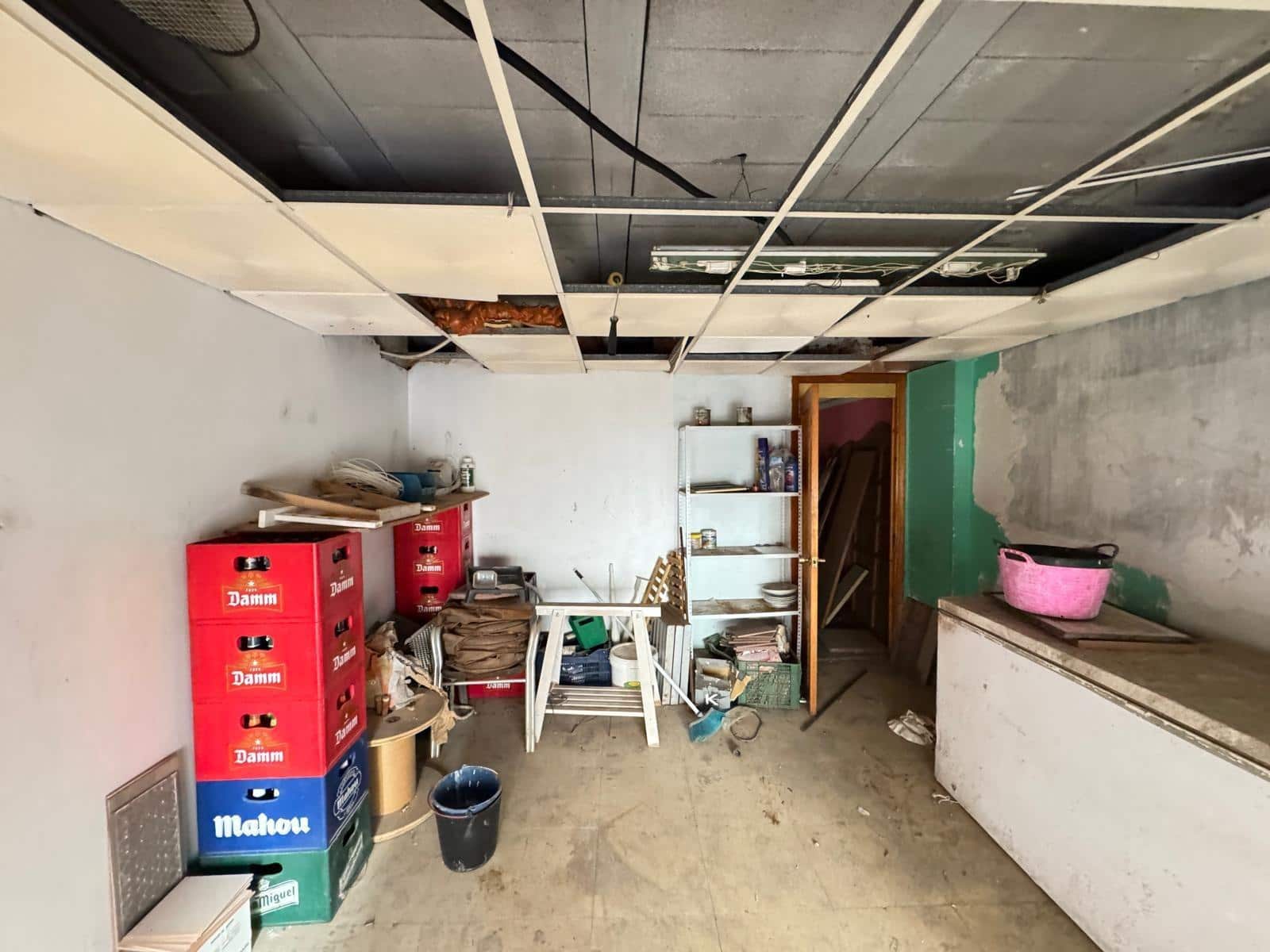 Comercial para venda em Torrevieja - 129 900 € (Ref: 9878066)