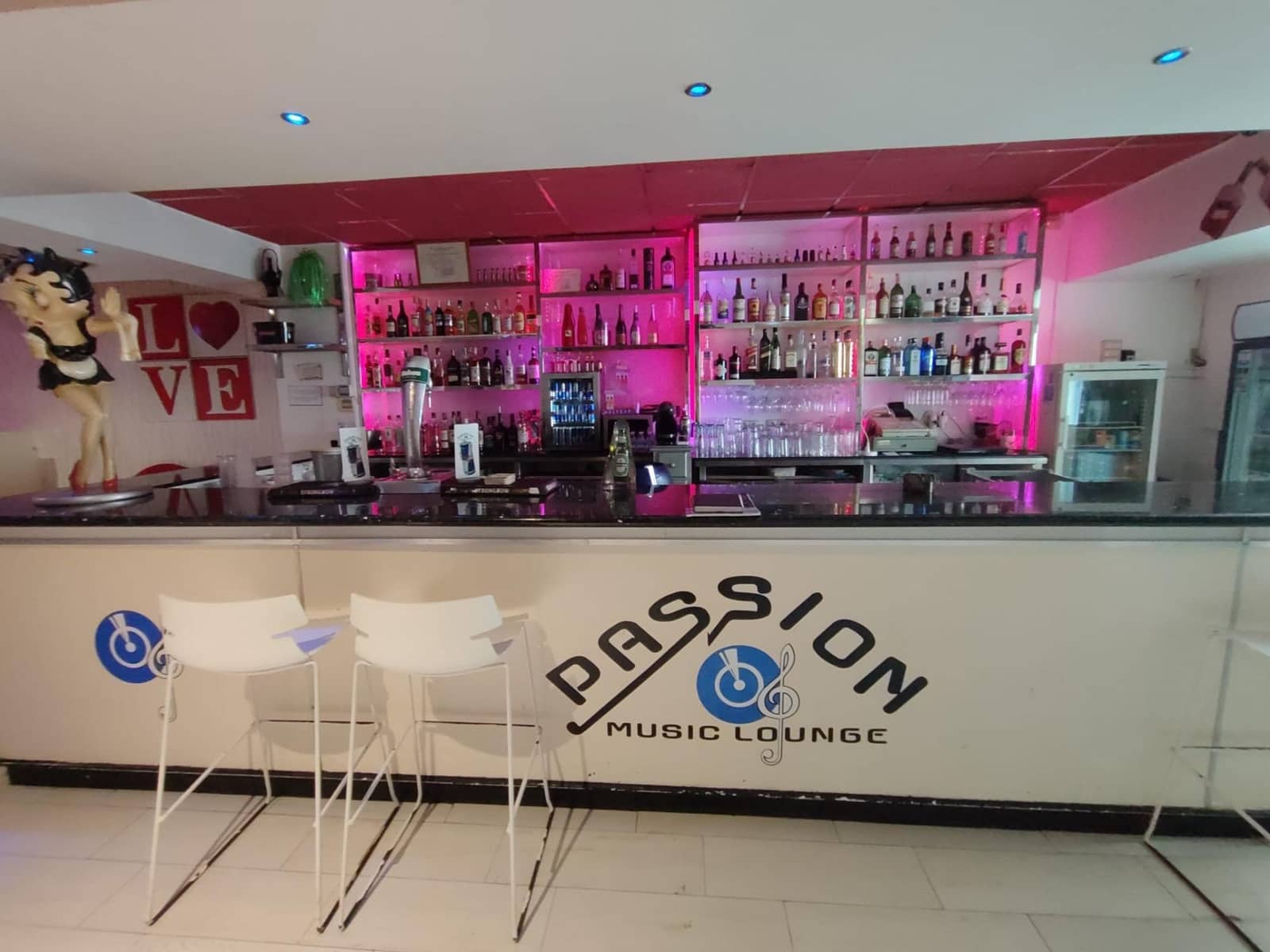 Gewerbe zu verkaufen in Orihuela Costa - 630.000 € (Ref: 9878068)