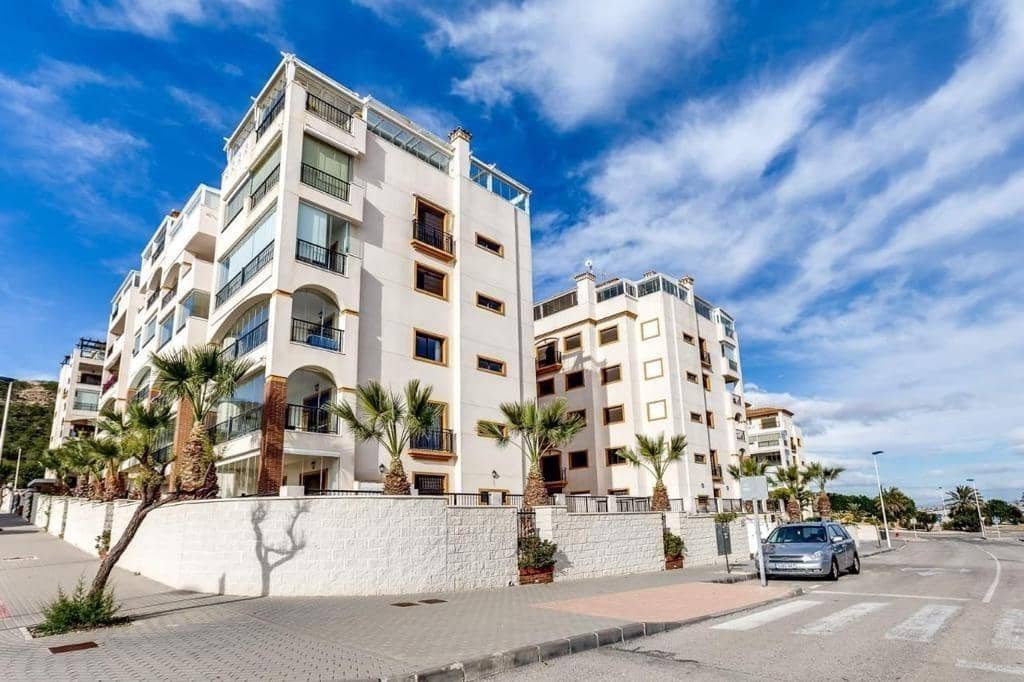 3 makuuhuone Huoneisto myytävänä paikassa Guardamar del Segura mukana uima-altaan - 520 000 € (Ref: 9878069)