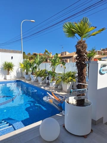 Villa/Maison à vendre à El Chaparral, Torrevieja avec piscine - 594 000 € (Ref: 9878071)