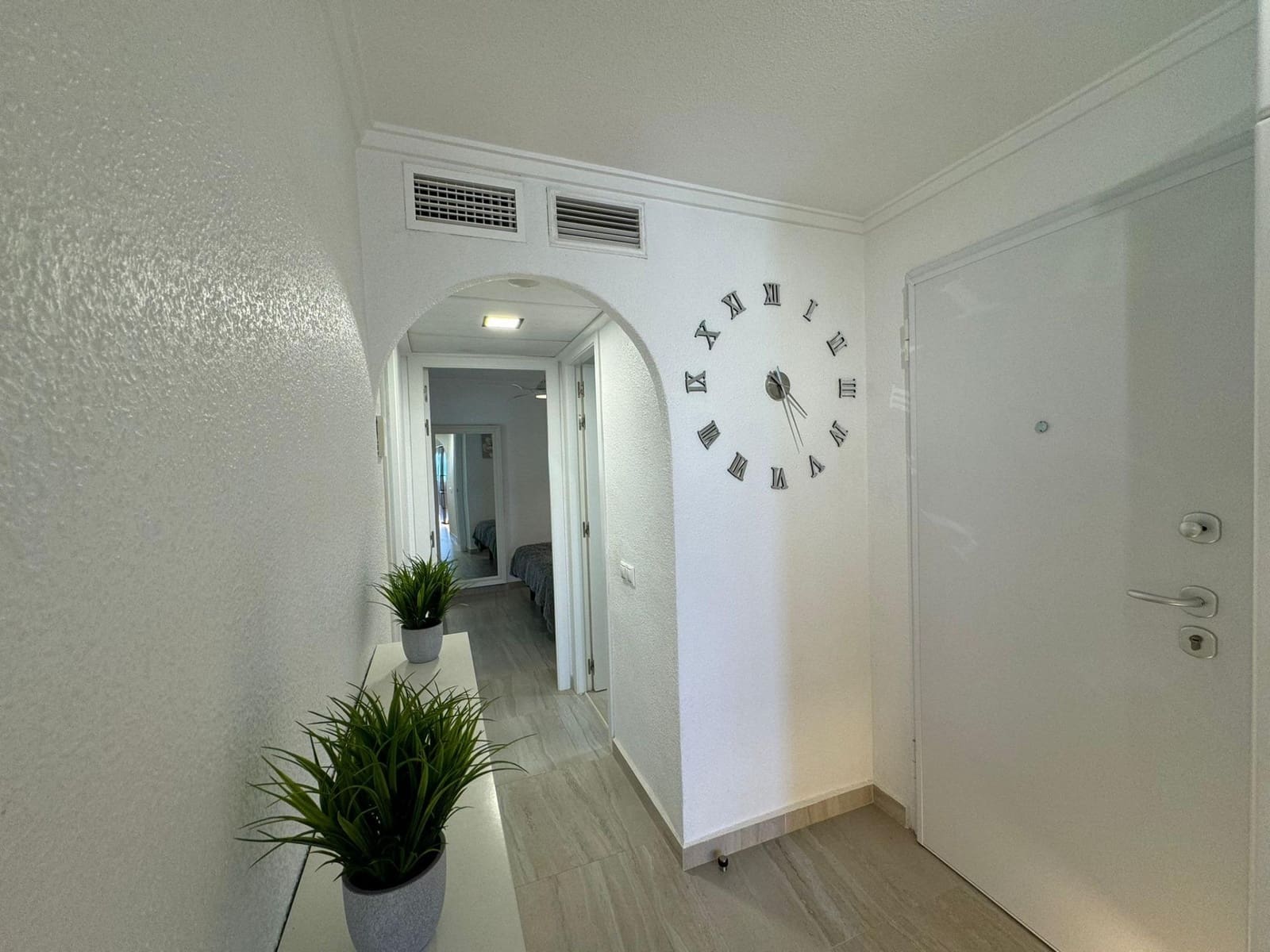 Penthouse for sale in Pilar de la Horadada - € 319,000 (Ref: 9878073)