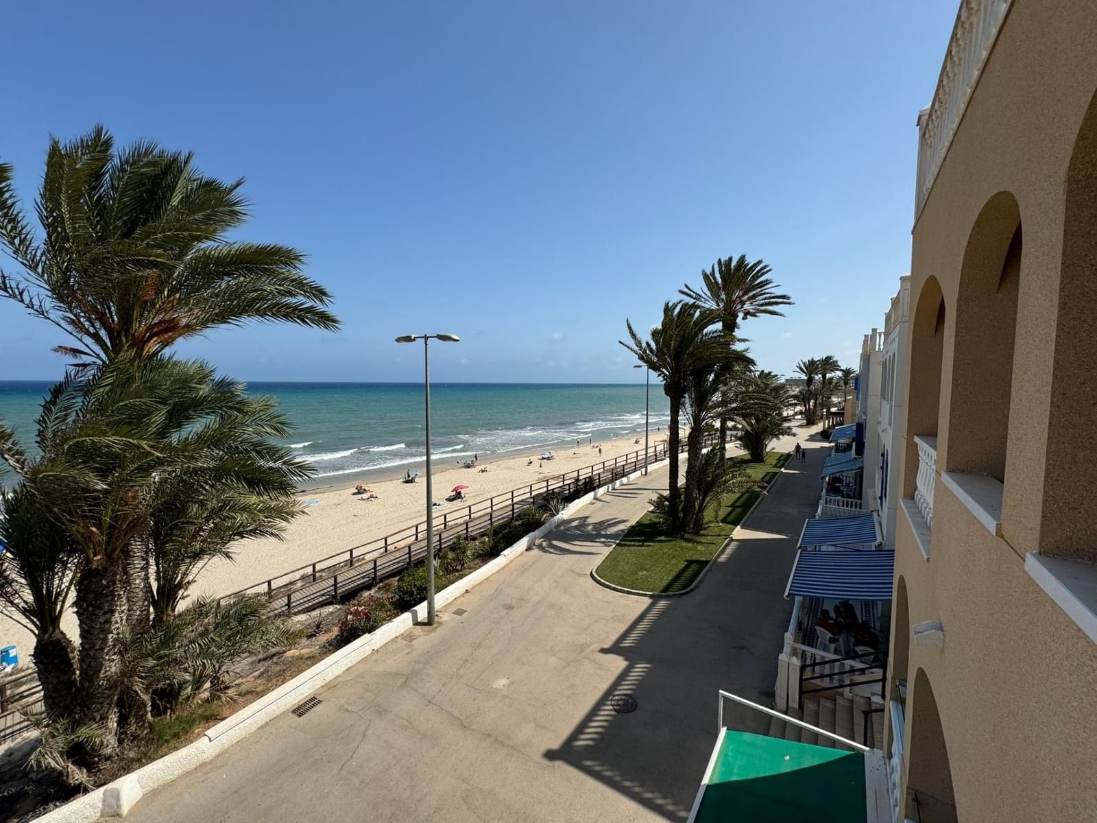 Penthouse for sale in Pilar de la Horadada - € 319,000 (Ref: 9878073)