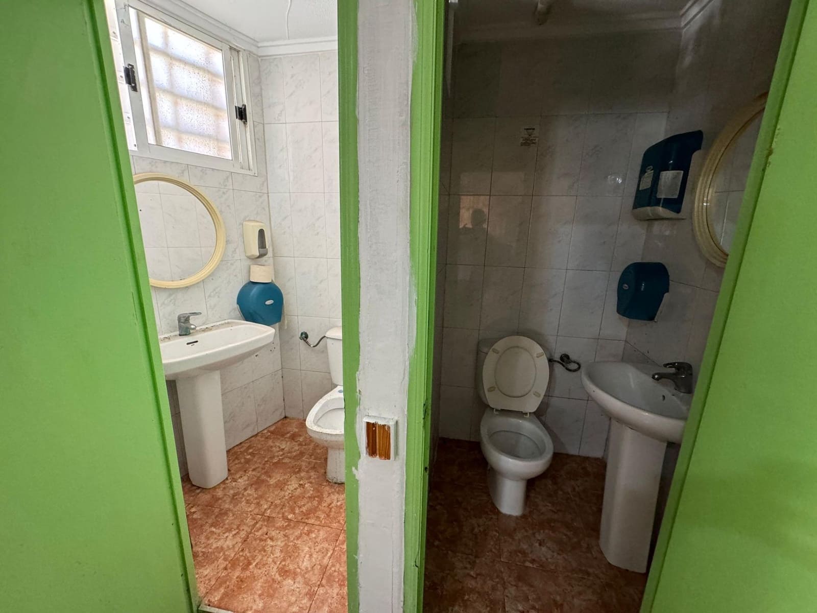 Commerciale in vendita in Torrevieja - 180.000 € (Rif: 9878074)