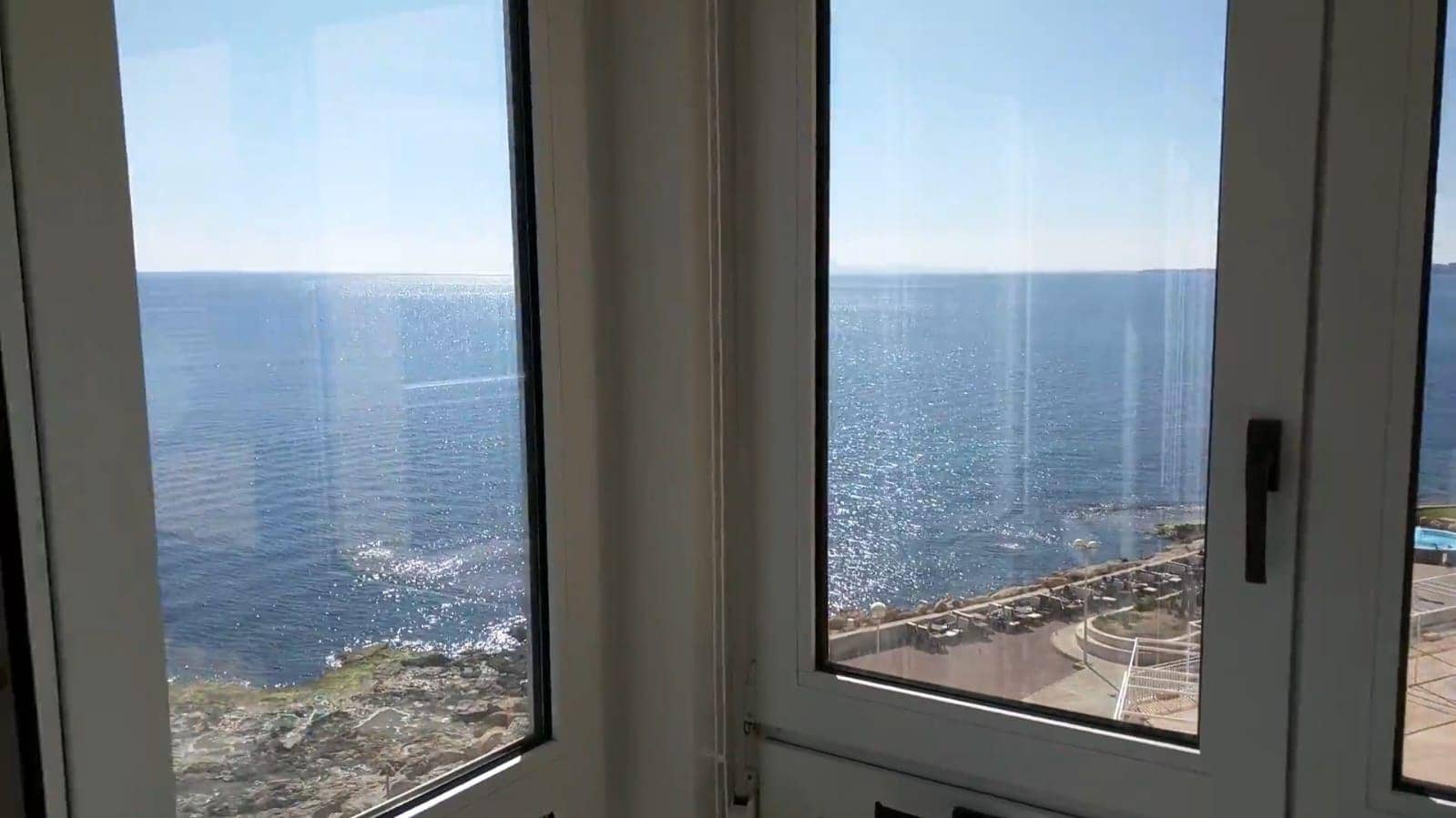 4 makuuhuone Huoneisto myytävänä paikassa Torrevieja mukana uima-altaan - 635 000 € (Ref: 9878075)