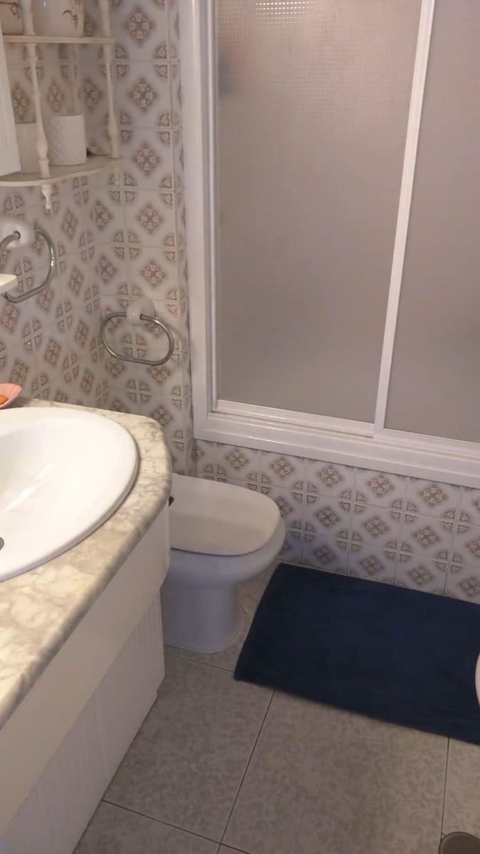 4 makuuhuone Huoneisto myytävänä paikassa Torrevieja mukana uima-altaan - 635 000 € (Ref: 9878075)