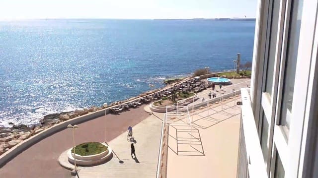 4 makuuhuone Huoneisto myytävänä paikassa Playa del Cura, Torrevieja mukana uima-altaan - 635 000 € (Ref: 9878075)