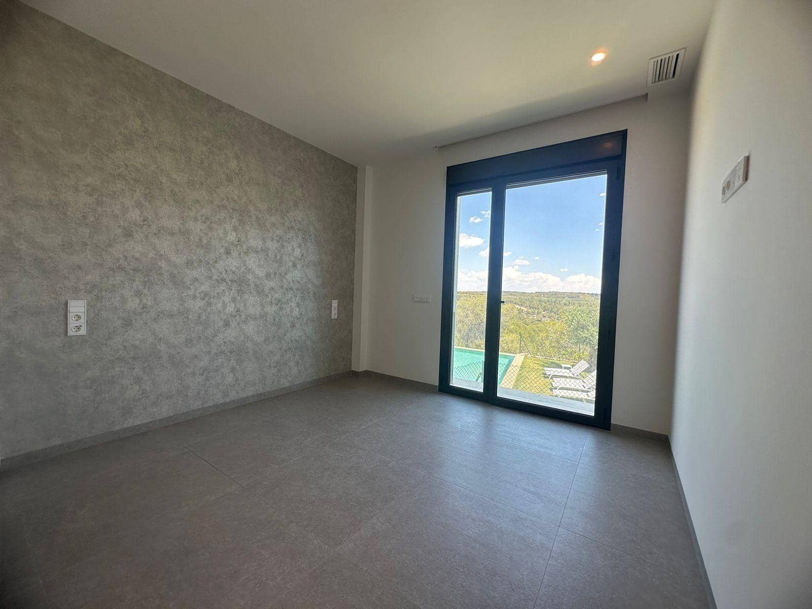 2 Zimmer Apartment zu verkaufen in Orihuela mit Pool - 449.000 € (Ref: 9878077)