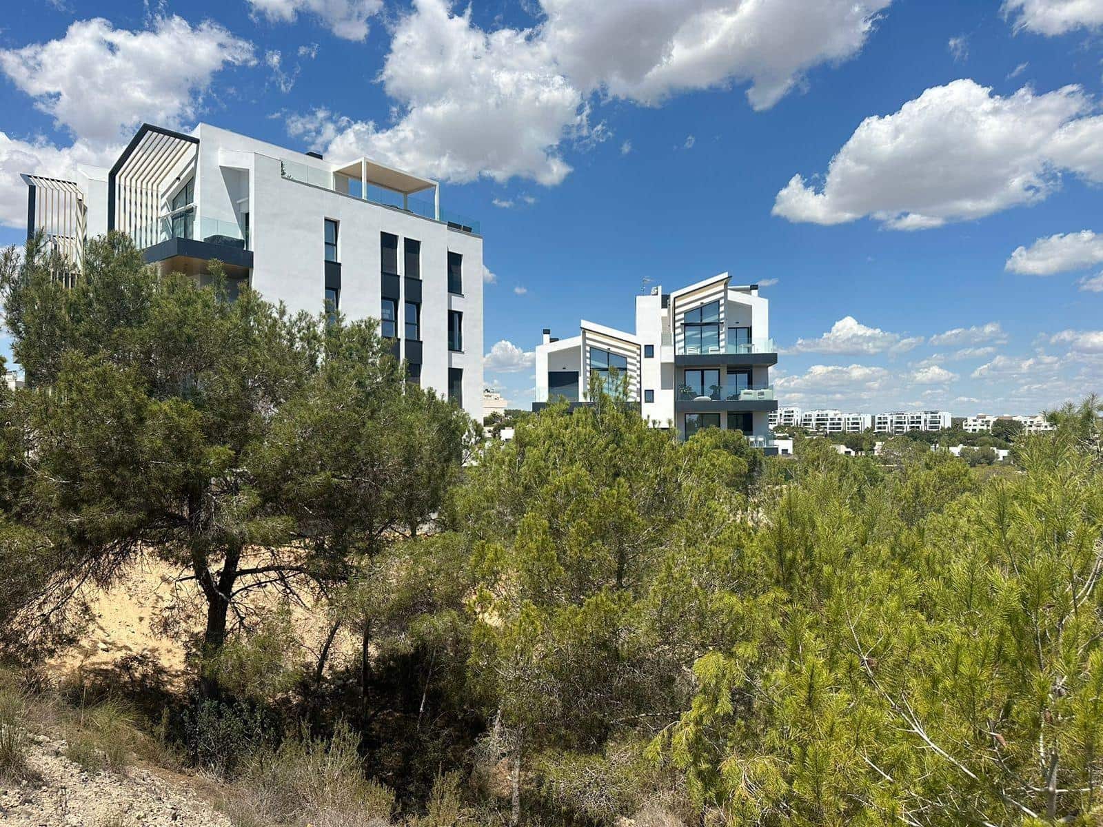 2 Zimmer Apartment zu verkaufen in Orihuela mit Pool - 449.000 € (Ref: 9878077)