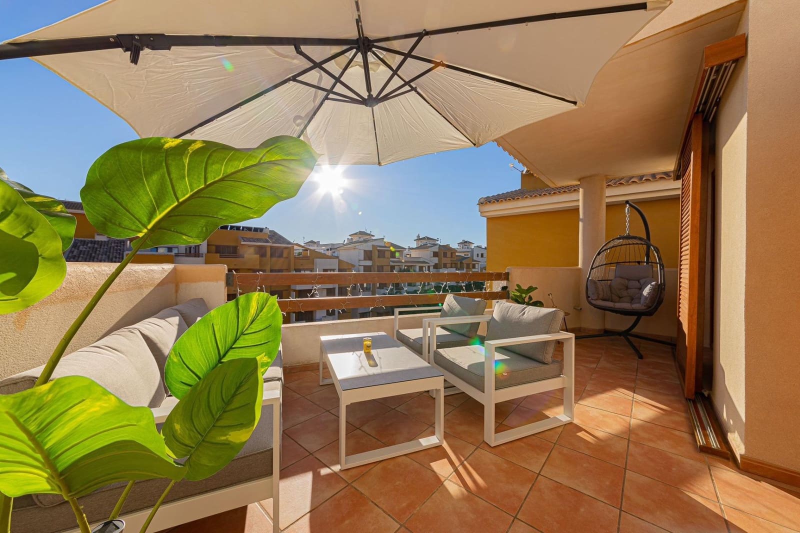 2 quarto Apartamento para venda em Torrevieja com piscina - 276 900 € (Ref: 9878079)