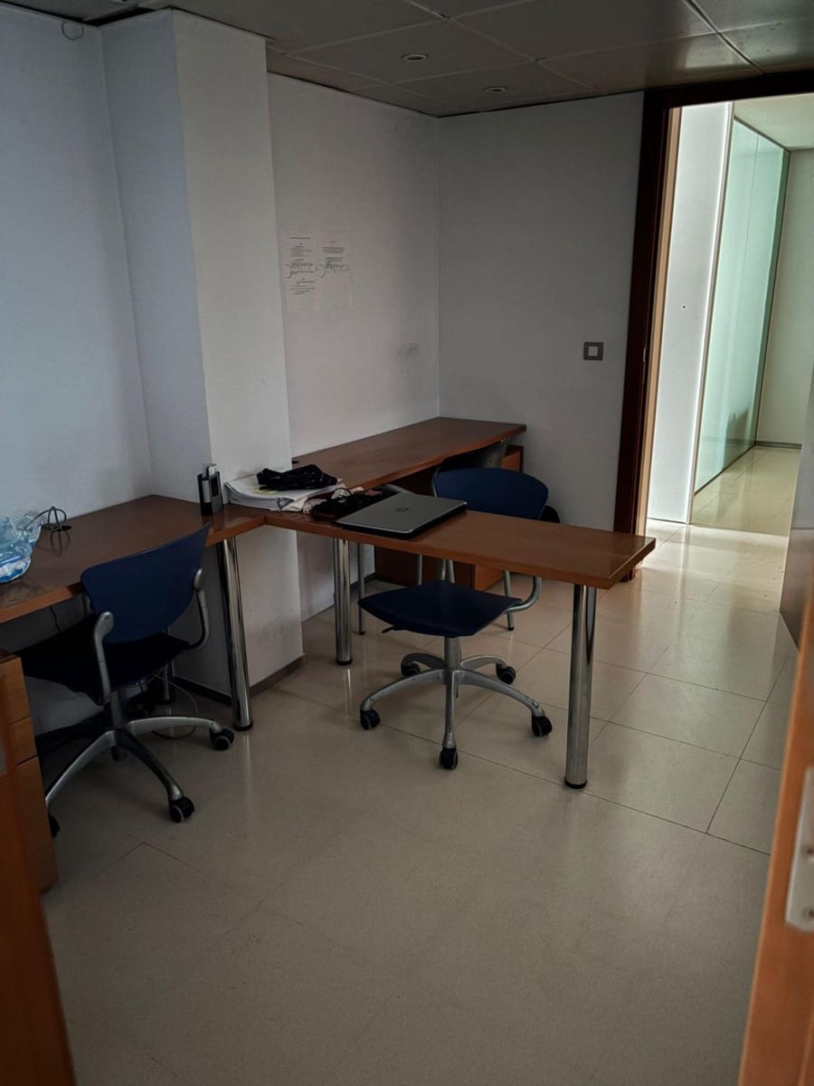 Leilighet til salgs i Torrevieja - € 420 000 (Ref: 9878080)