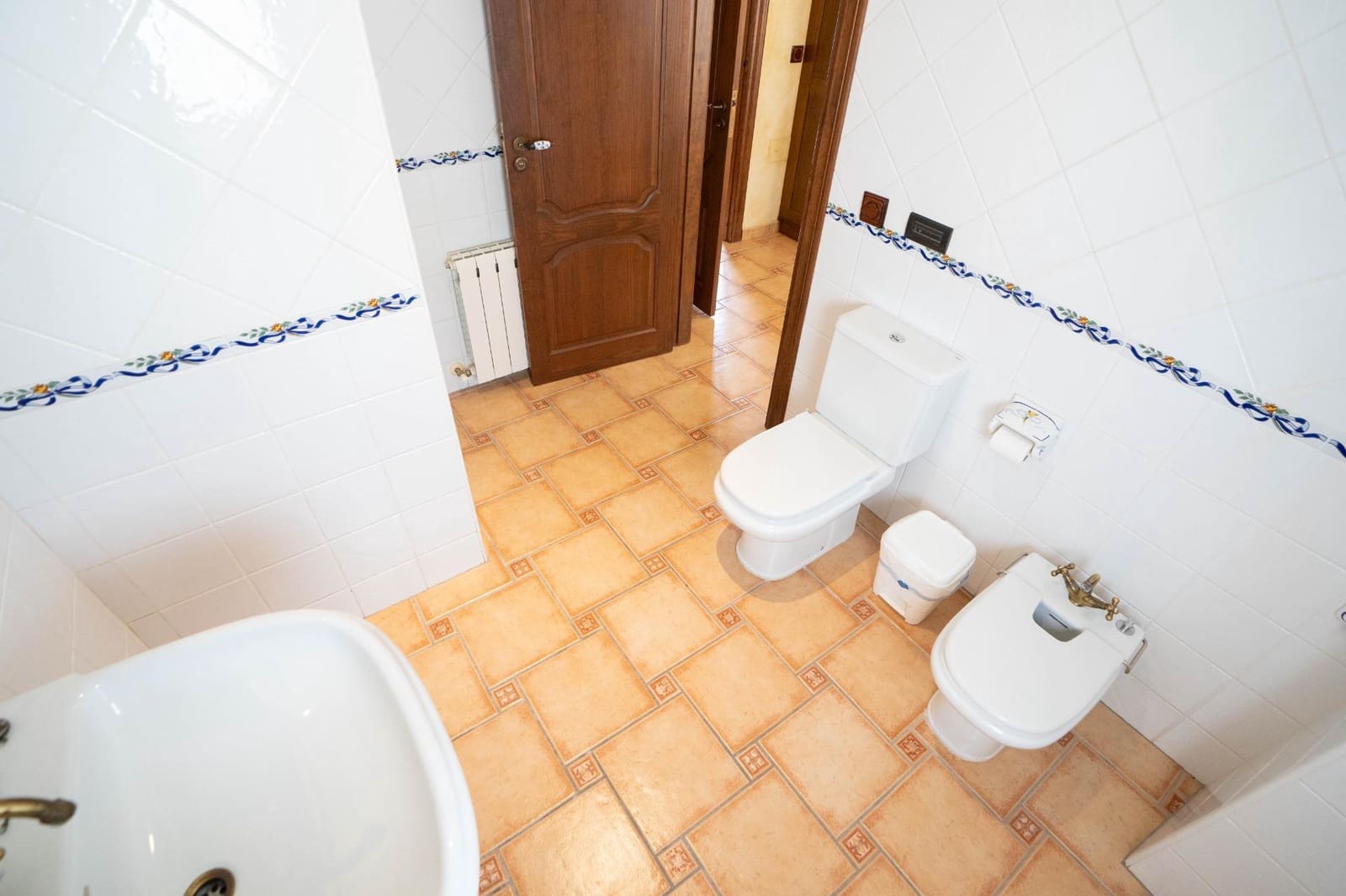 Villa zu verkaufen in San Miguel de Salinas mit Pool - 990.000 € (Ref: 9878085)