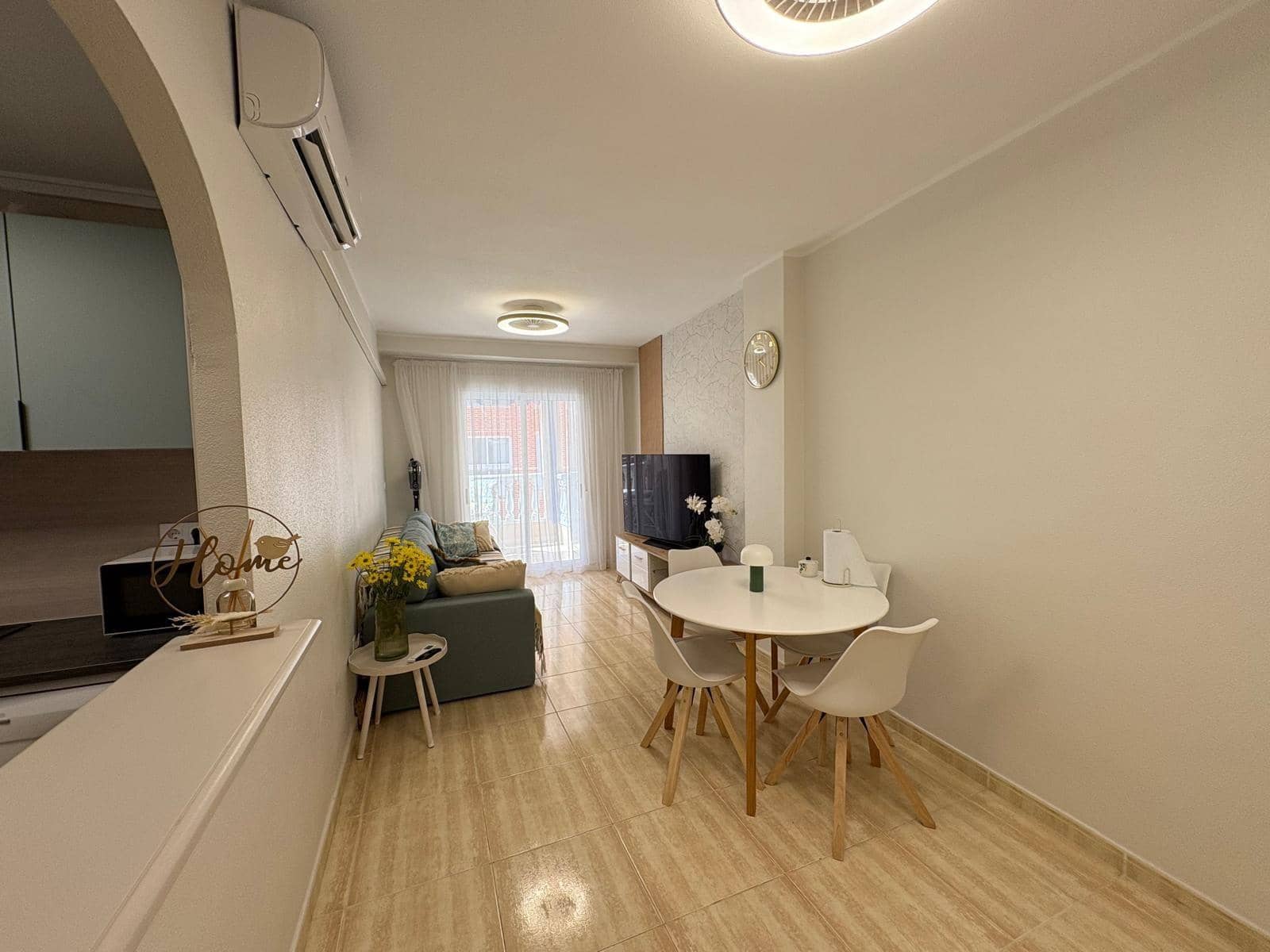 1 soveværelse Lejlighed til salg i Torrevieja - € 179.900 (Ref: 9879577)