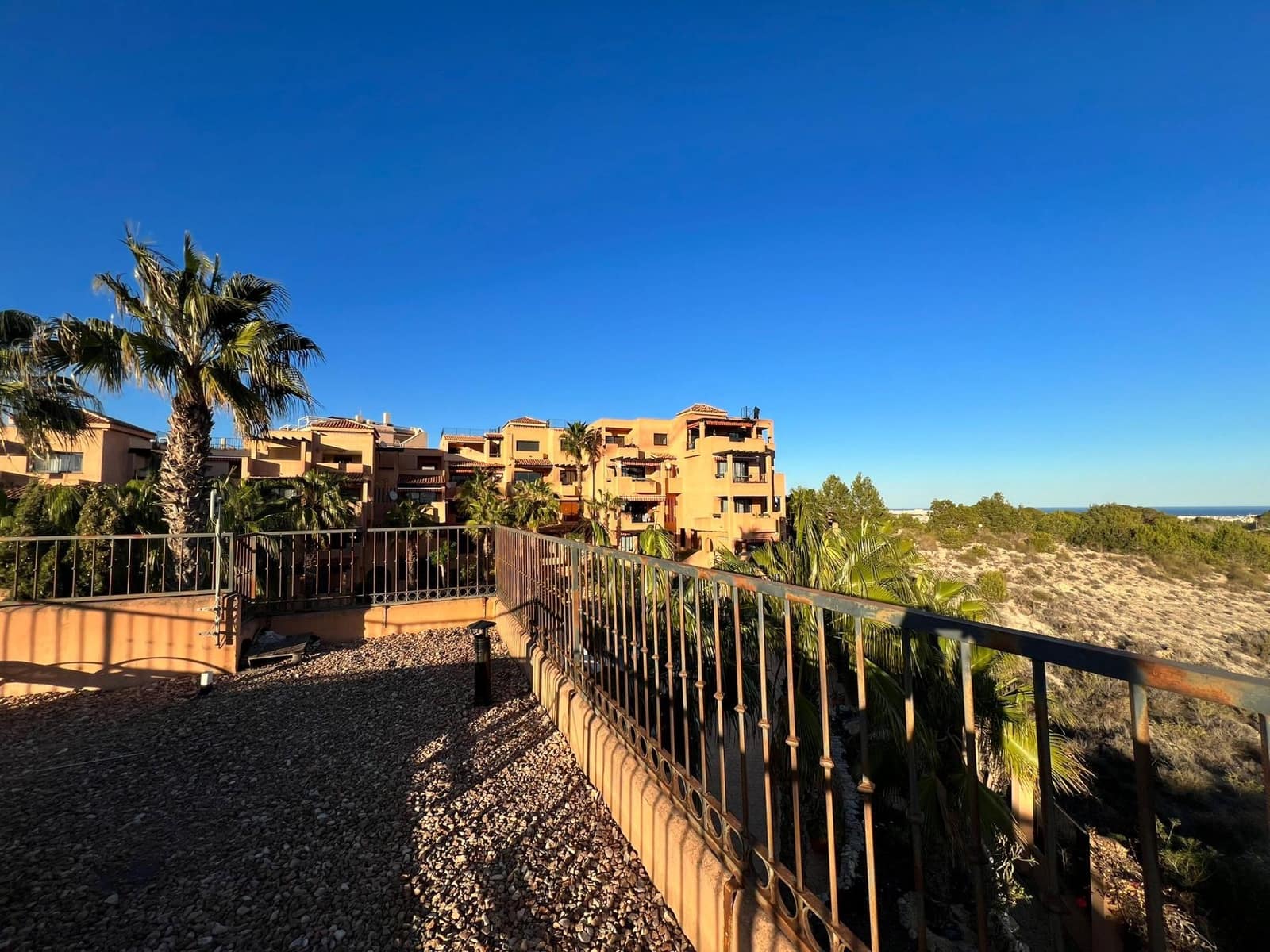 3 slaapkamer Appartement te koop in Orihuela Costa met zwembad - € 244.500 (Ref: 9880321)