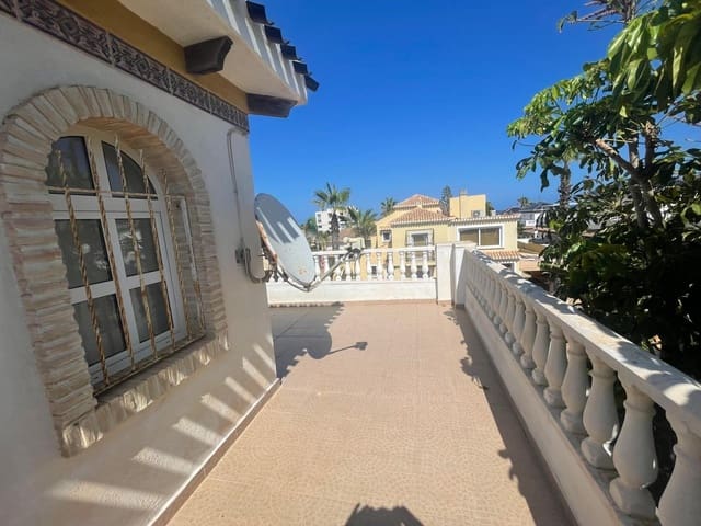 5 Zimmer Haus zu verkaufen in Cañada del Molino, Torrevieja mit Pool - 670.000 € (Ref: 9881595)
